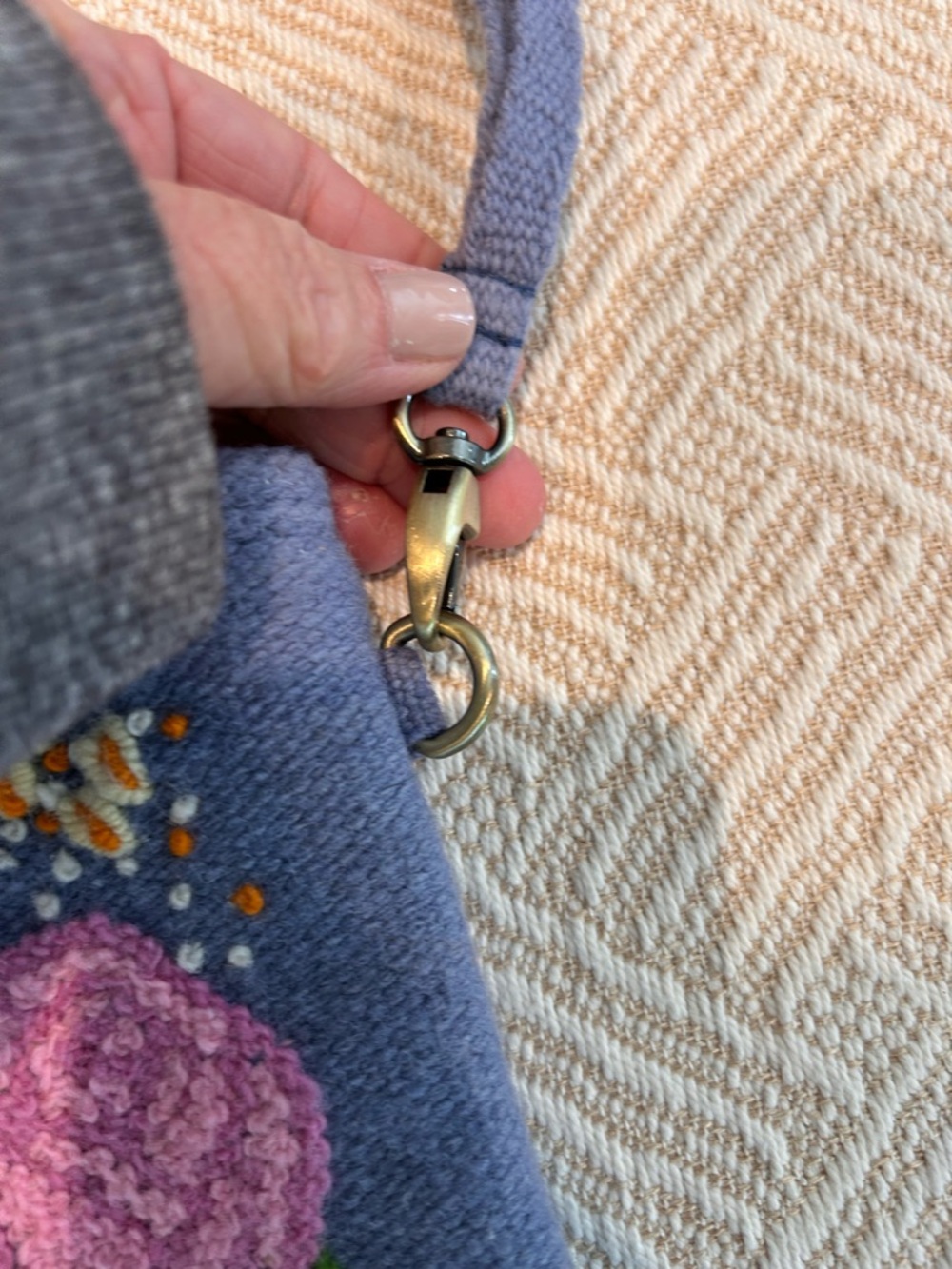 NWOT Jenny Krauss Wool Monogrammed Floral Wristlet. Botanical. Feminine. Boho - Picture 3 of 8